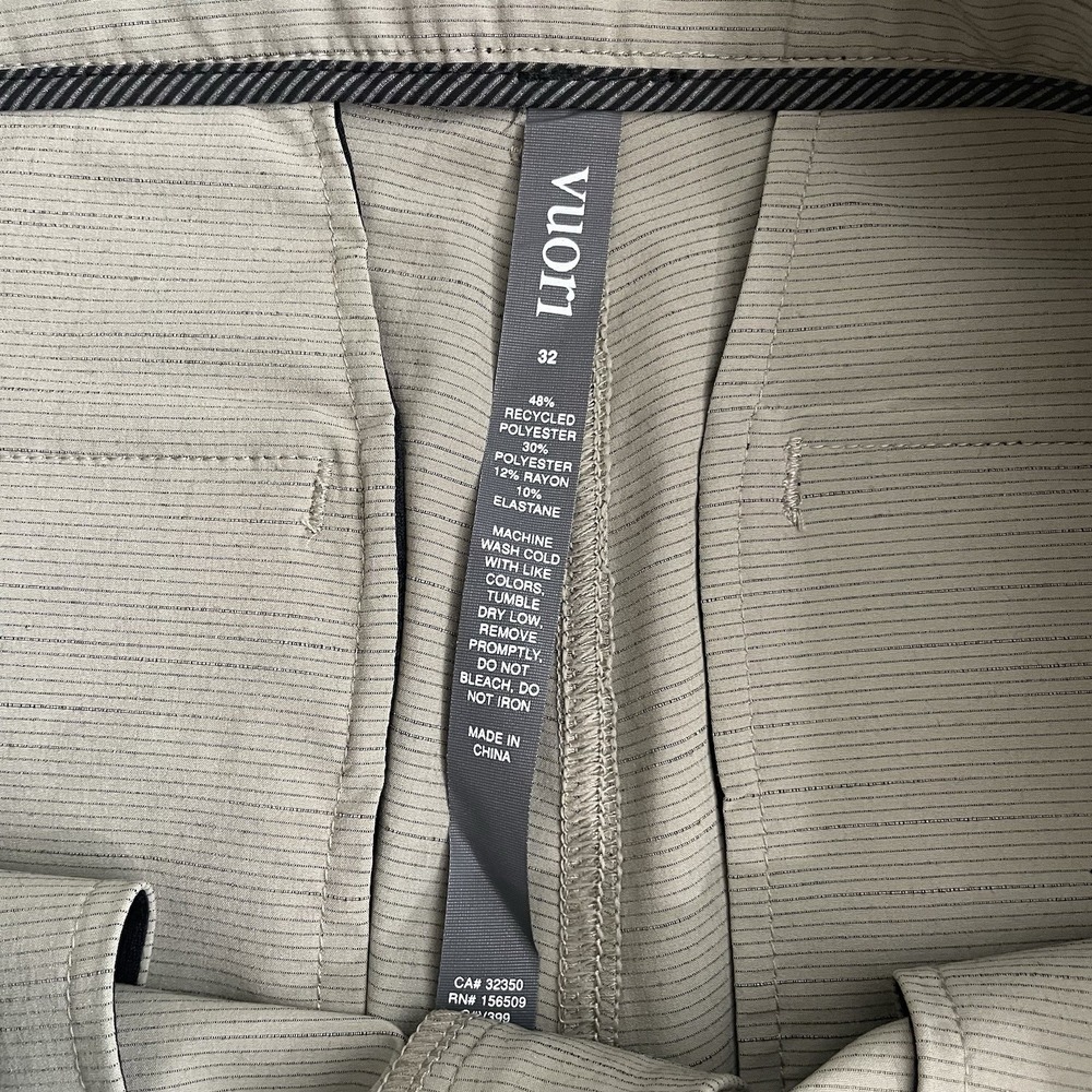 Vuori Meta Chino Shorts Men 32 Grey Striped‎ 8" Inseam Wicking 4 Way Stretch EUC - Picture 4 of 6